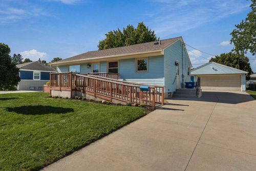 921 3rd Avenue, Grafton, WI, 53024 | Card Image