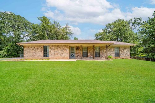 325 Shannas Trl, Tatum, TX, 75691-3421 | Card Image