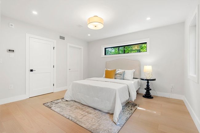 5 - 145 Warren St, Condo with 2 bedrooms, 3 bathrooms and null parking in Newton MA | Image 27