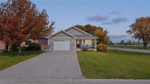 101 Tuffy Macdougall Crt, Harriston, ON, N0G1Z0 | Card Image