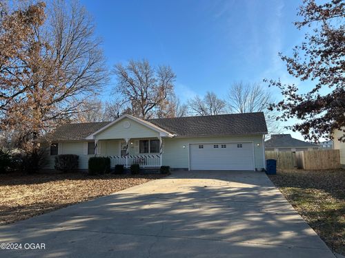 1100 Arthur Aull Road, Lamar, MO, 64759 | Card Image