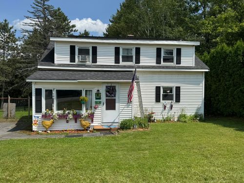 19 Milk Street, Fort Fairfield, ME, 04742 | Card Image