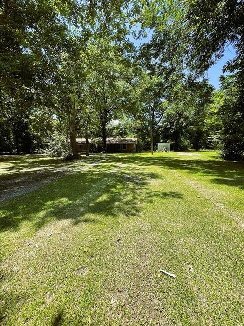 17084 Old Schoolhouse Road, Batson, TX, 77519 | Card Image