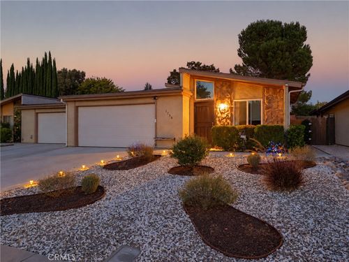 1738 Kings Dr, Paso Robles, CA, 93446-3628 | Card Image