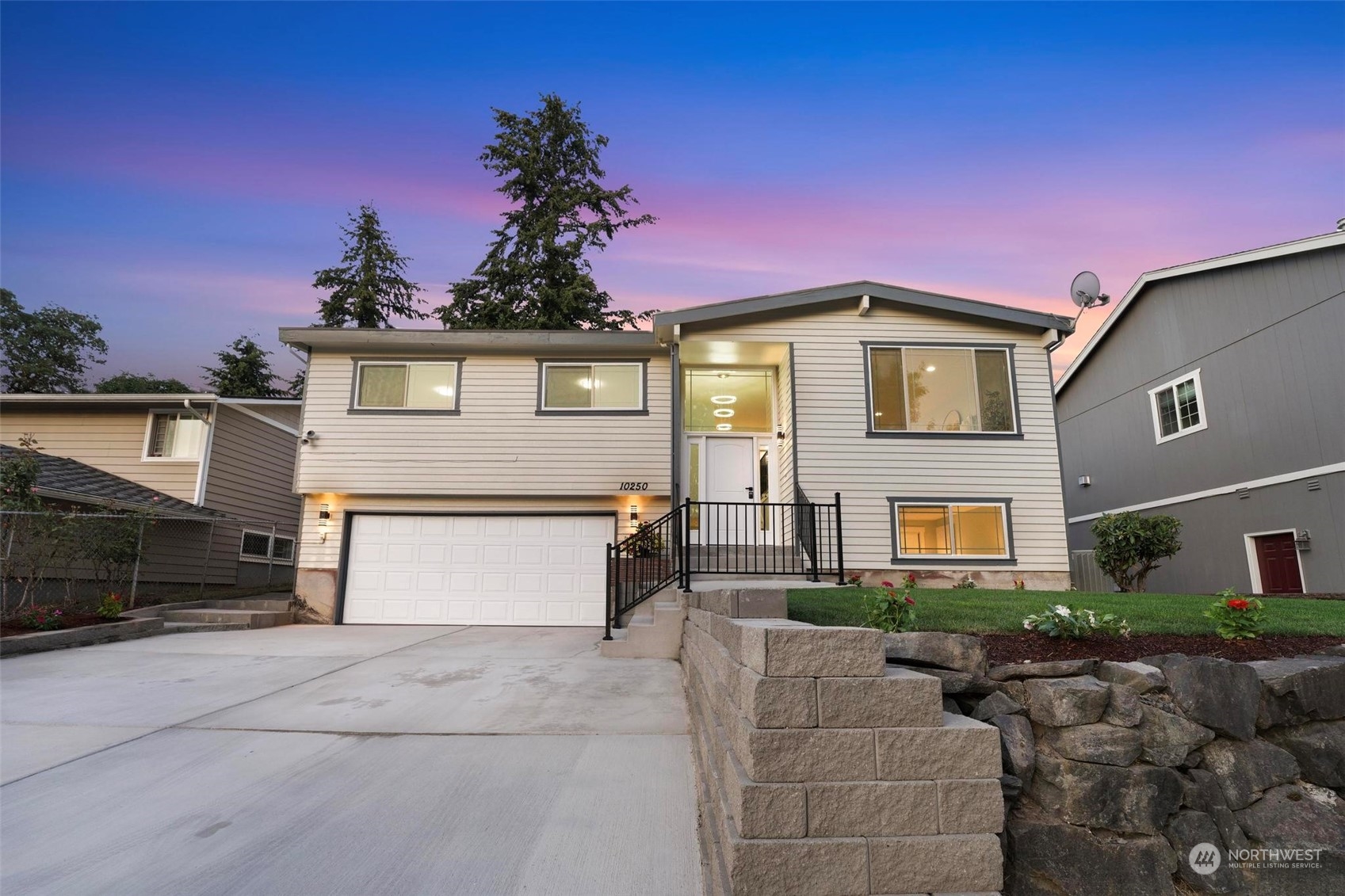 12th Ave, Seattle, WA 98146