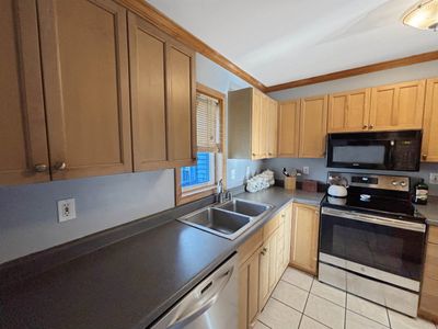 104 - 38 Hawley Road, Condo with 2 bedrooms, 1 bathrooms and null parking in Fairfax VT | Image 3