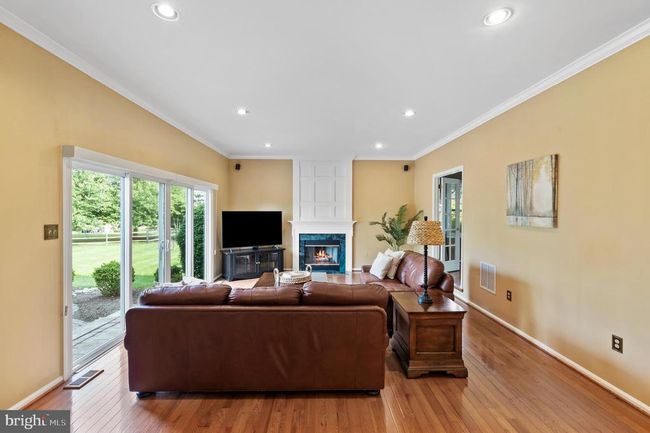 6 Windrose Cir, House other with 5 bedrooms, 3 bathrooms and null parking in DOYLESTOWN PA | Image 15