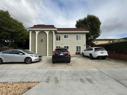 4679 Cherokee Ave., San Diego, CA, 92116 | Card Image