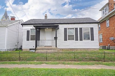 320 Pearl St, House other with 2 bedrooms, 2 bathrooms and null parking in Reading OH | Image 1