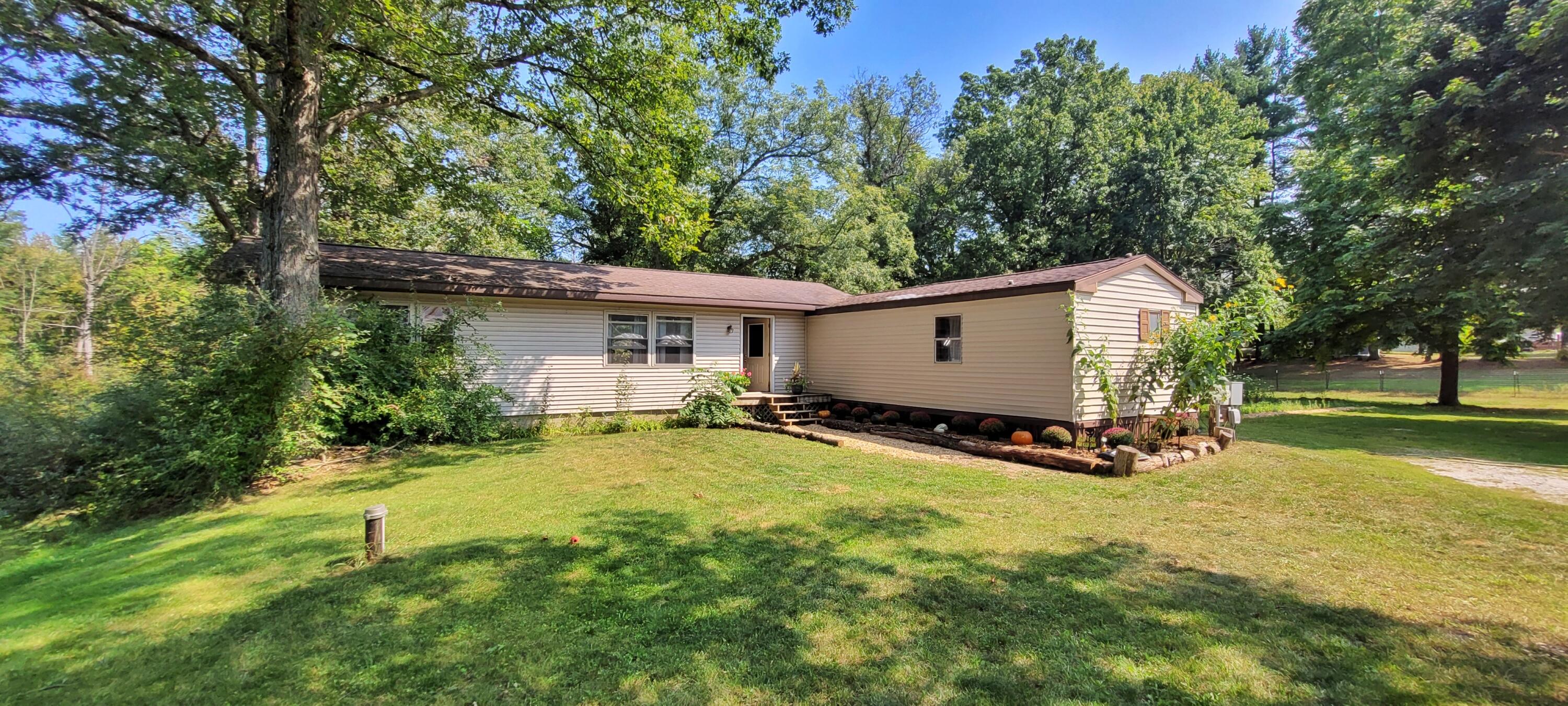 Dowling , White Cloud, MI 49349