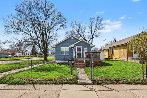925 Kenilworth Ave, Pontiac, MI, 48340-3109 | Card Image