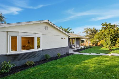 3062 Hillside Dr, Burlingame, CA, 94010-5953 | Card Image