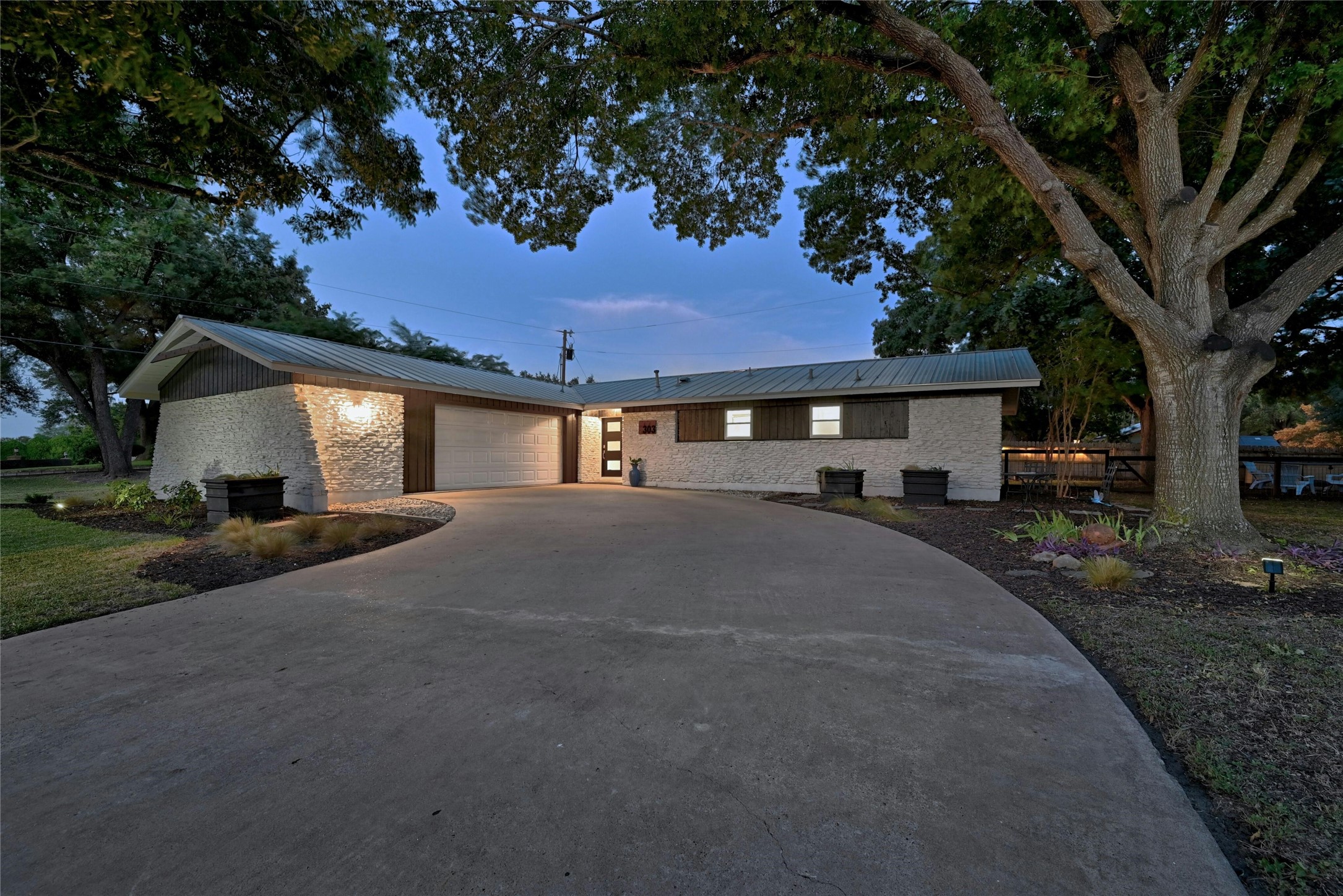 7th St, Pflugerville, TX 78660