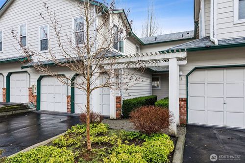 unit-i4-1131 115th St Sw, Everett, WA, 98204-7888 | Card Image