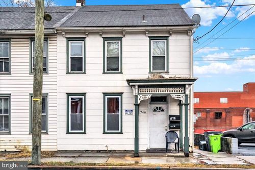 746 Maple St, LEBANON, PA, 17046-3537 | Card Image