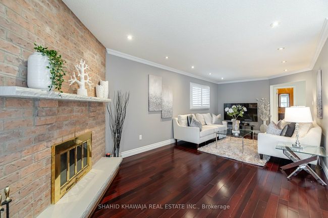 520 Ceremonial Dr, House other with 4 bedrooms, 3 bathrooms and 3 parking in Mississauga ON | Image 20