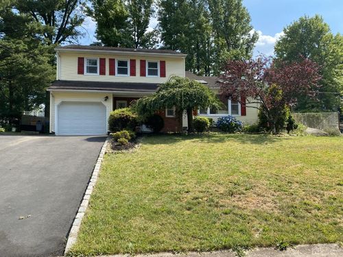 28 Livingston Avenue, Edison, NJ, 08820 | Card Image