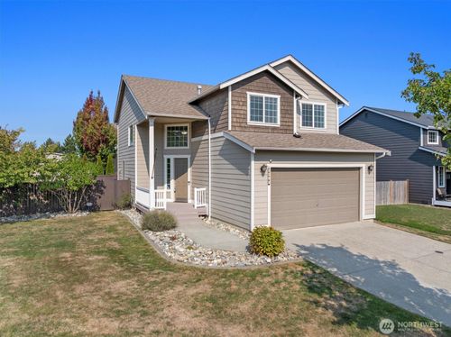 6957 282nd Pl Nw, Stanwood, WA, 98292-8127 | Card Image