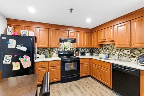 apt-12c-53 Swanson Ct, Boxborough, MA, 01719-1342 | Card Image