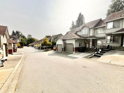 208-13900 Hyland Rd, Surrey, BC, V3W1K4 | Card Image