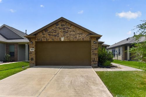 6014 Wakanda Ln, Houston, TX, 77048-1249 | Card Image