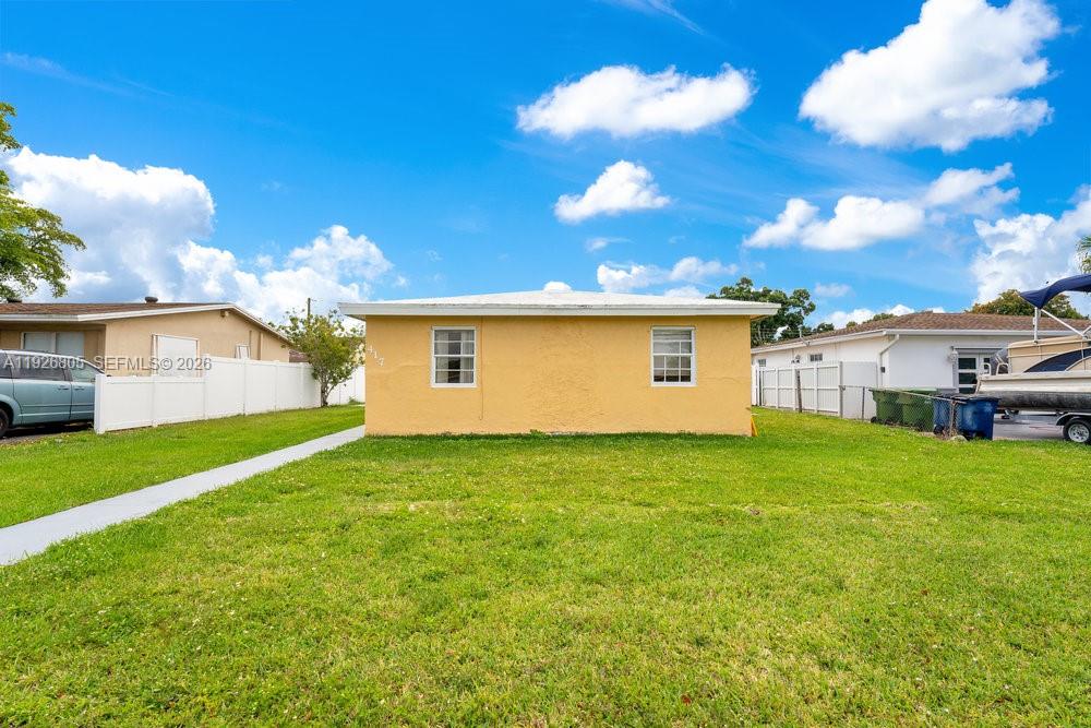 Residential Income in Hallandale Beach 3