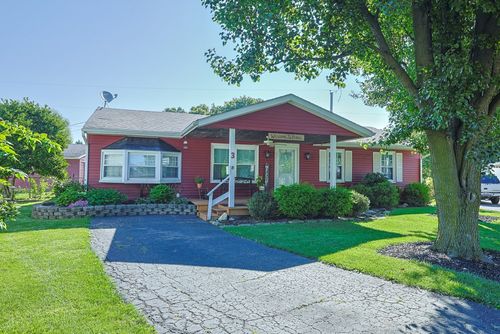 3 West Ct, West Alexandria, OH, 45381-1124 | Card Image