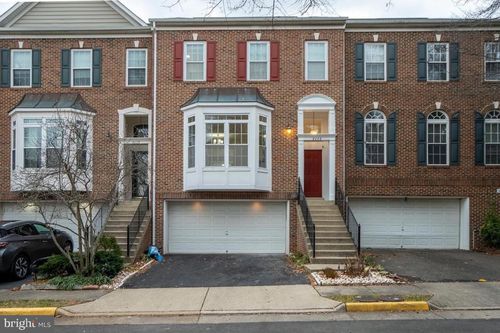 8648 Royal Worcester Ln, FAIRFAX, VA, 22031-2149 | Card Image