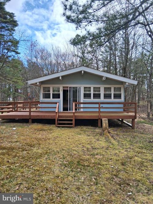 111 Sage Rd, Long Pond, PA, 18334-7880 | Card Image