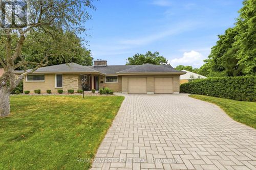 274 Tamblyn Dr, London, ON, N6G1B8 | Card Image