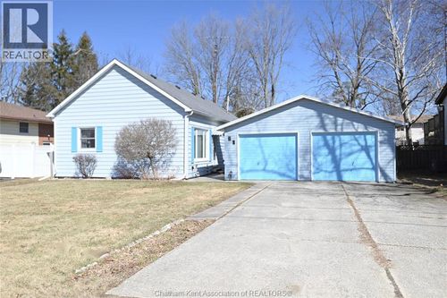 61 Erie St N, Ridgetown, ON, N0P2C0 | Card Image