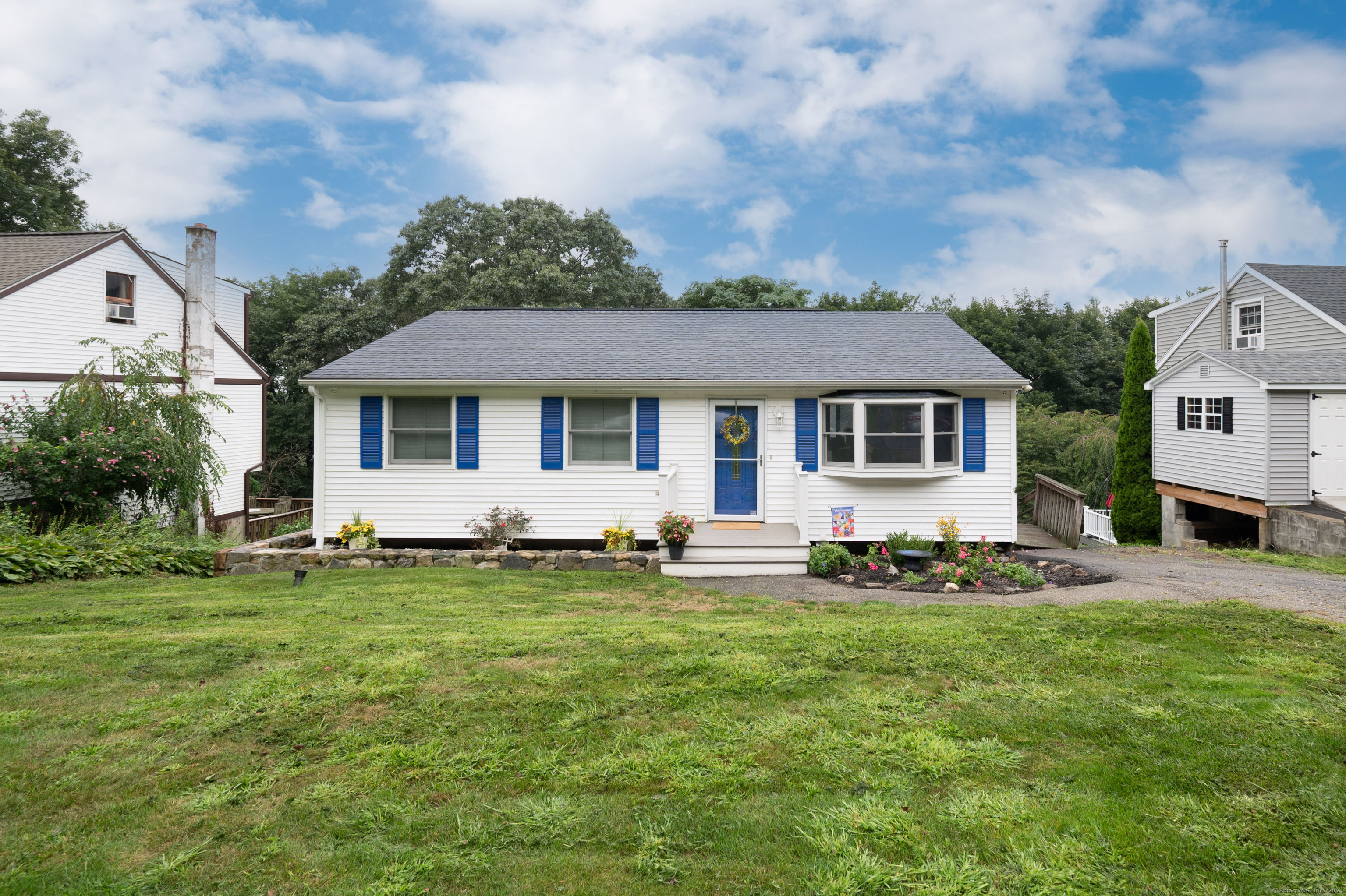 Fleetwood Dr, Danbury, CT 06810