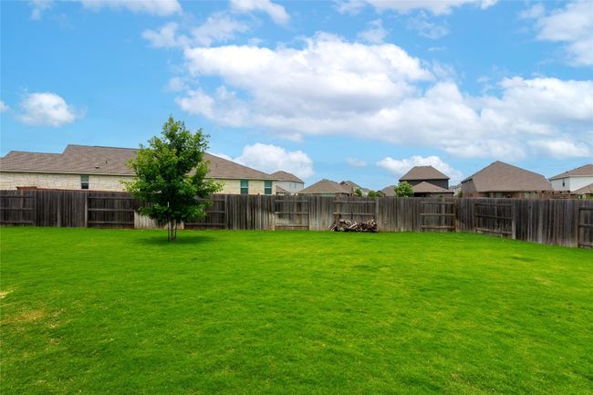 501 Sixpence Ln, House other with 3 bedrooms, 3 bathrooms and 4 parking in Georgetown TX | Image 33