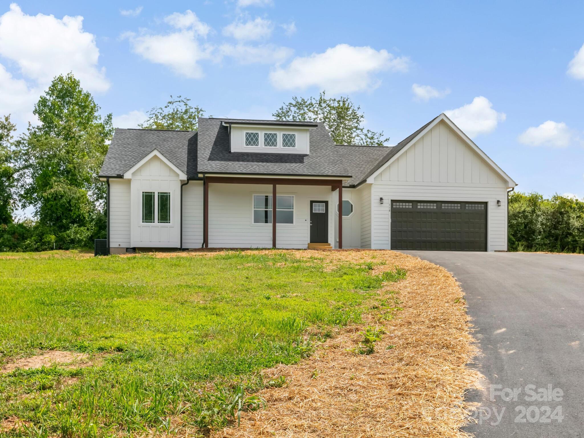 Hidden Fields Dr, Flat Rock, NC 28731