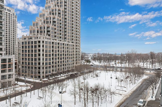 678 - 209 Fort York Blvd, Condo with 2 bedrooms, 2 bathrooms and null parking in Toronto ON | Image 13