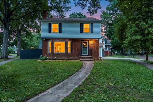 6806 Ottawa Rd, Cleveland, OH, 44105-3712 | Card Image