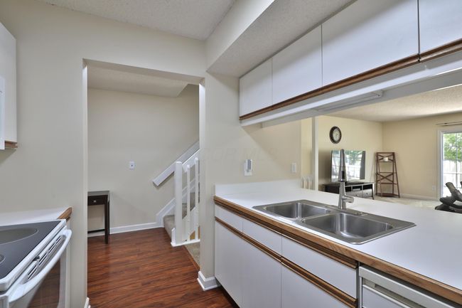105B - 5344 Ambrosia Ave, Condo with 2 bedrooms, 3 bathrooms and null parking in Columbus OH | Image 12