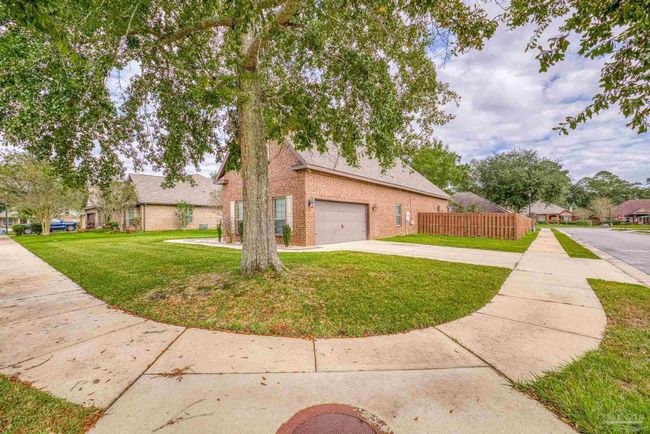 887 Legacy Oaks Dr, House other with 4 bedrooms, 4 bathrooms and 2 parking in Pensacola FL | Image 5