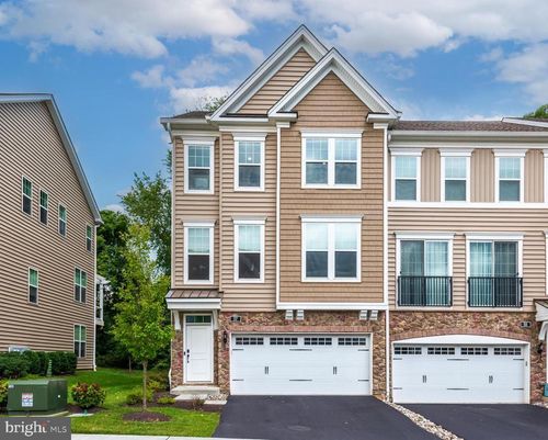 57 Lila Ln, DOWNINGTOWN, PA, 19335-1521 | Card Image
