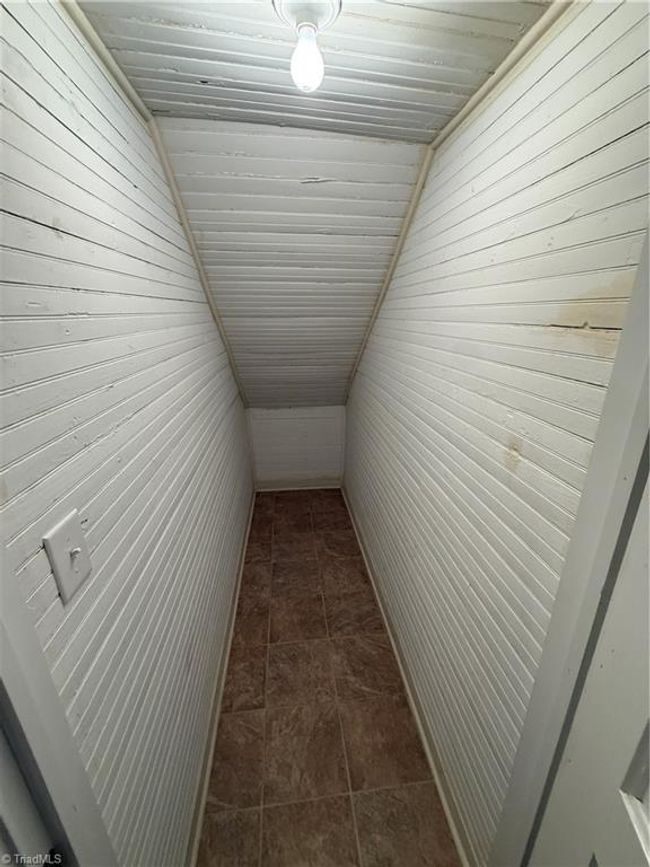 APT-3 - 235 W End Blvd, Home with 1 bedrooms, 1 bathrooms and null parking in Winston Salem NC | Image 17