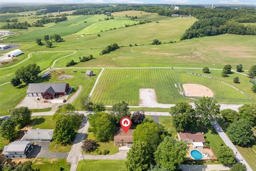 250 Church St, Apple Creek, OH, 44606-9530 | Card Image