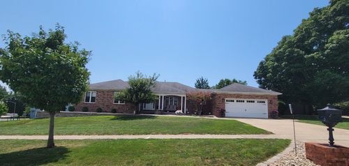 6 Cobblestone Ct, Bloomington, IL, 61704-8400 | Card Image