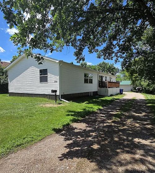 508 West Ave, Detroit Lakes, MN, 56501-2221 | Card Image
