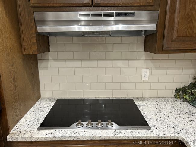 3 - 2806 E 84 Th St, Condo with 3 bedrooms, 3 bathrooms and null parking in Tulsa OK | Image 21