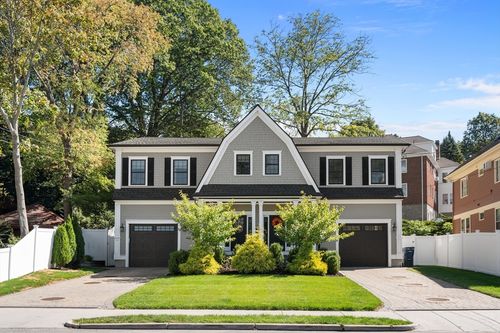 96-96 E Side Pkwy, Newton, MA, 02458-1816 | Card Image