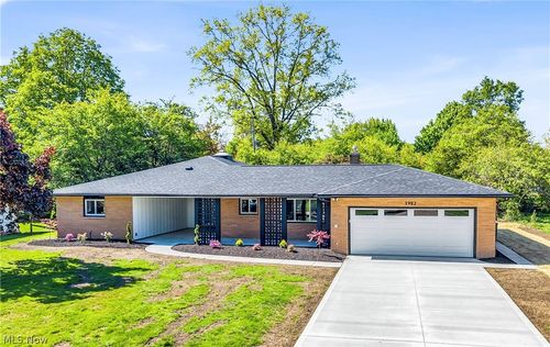 1982 Edenhall Dr, Lyndhurst, OH, 44124-3831 | Card Image