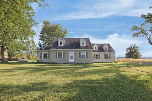 5263 Lincoln Hwy, Crestline, OH, 44827-9605 | Card Image