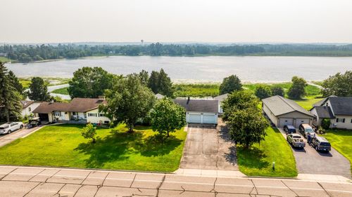 202 Lomond Dr Nw, Bagley, MN, 56621-8118 | Card Image