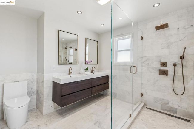 1026 Court St, House other with 4 bedrooms, 3 bathrooms and 1 parking in Alameda CA | Image 26