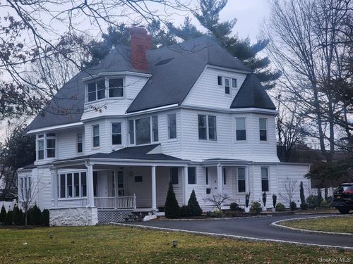 129 Hilton Ave, Hempstead, NY, 11550-2131 | Card Image